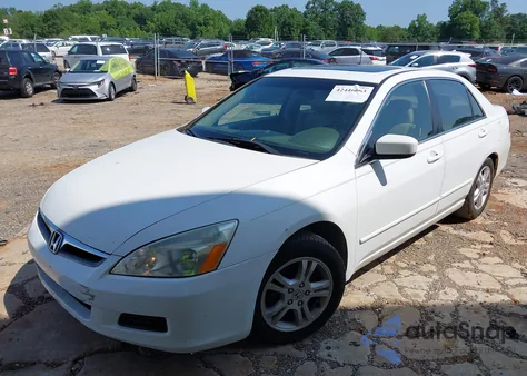 2007 Honda Accord 2.4 Ex из США, поврежденный, VIN 1HGCM56837A144496